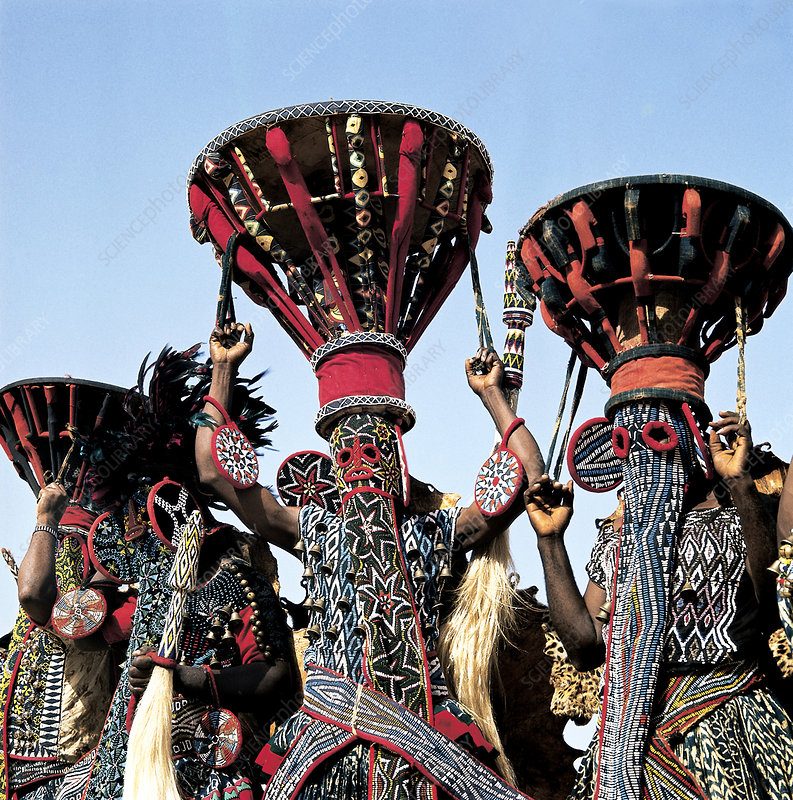 Les arts traditionnels : la mémoire qui danse encore